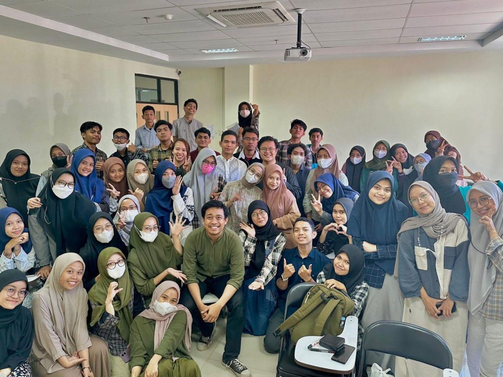 Raih Posisi ke-4 Se-Unhas, 14 Tim PKM Fakultas Farmasi Berhasil Mendapatkan Pendanaan Tahun 2023