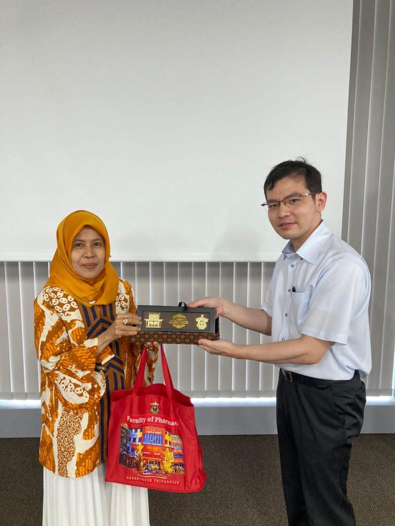 Fakultas Farmasi Unhas Berkunjung & Membahas Perpanjangan kerjasama dengan Kitasato University-Jepang