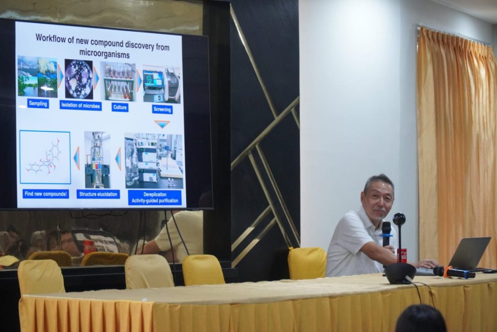 Kuliah Tamu oleh Universitas Kitasato Mengangkat Tema “Drug Discovery from Microorganism”