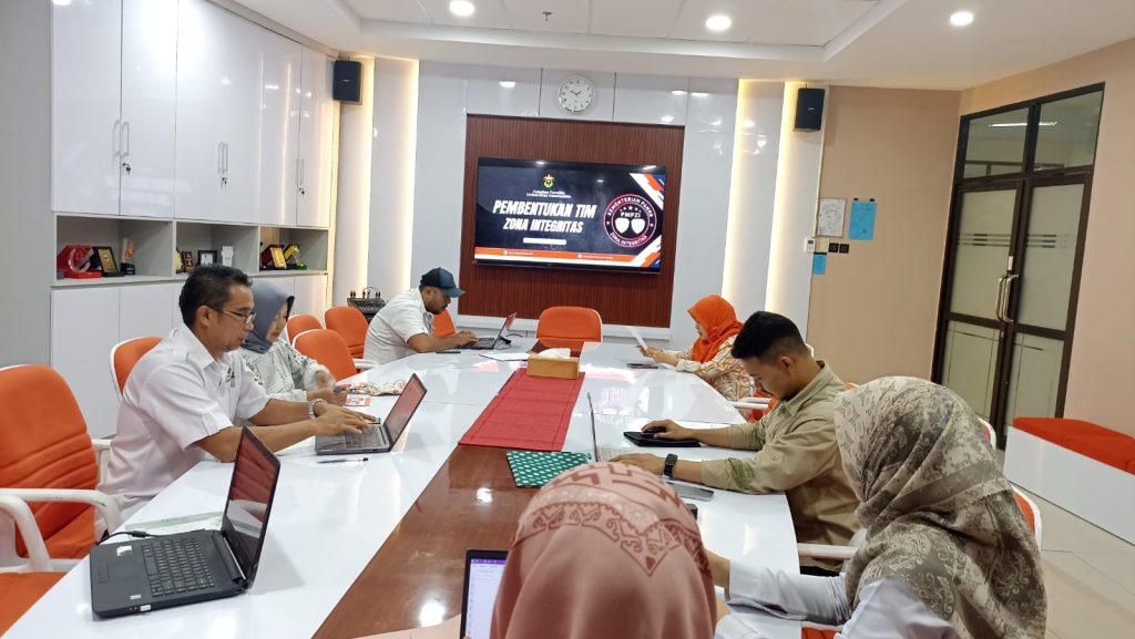 Fakultas Farmasi UNHAS Komitmen Membangun Zona Integritas