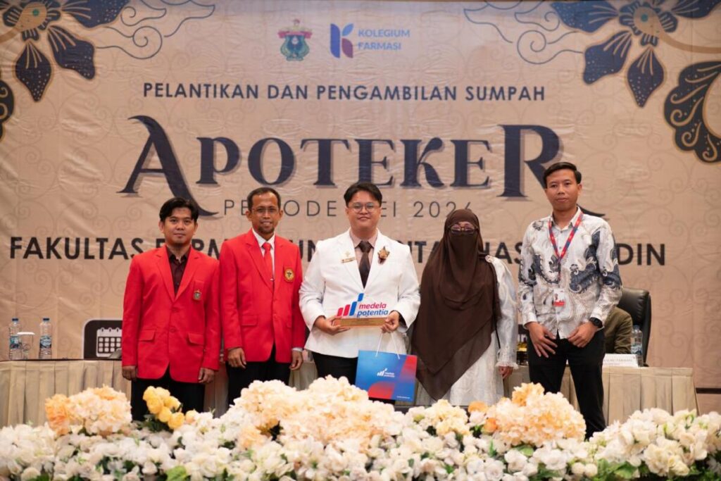 Fakultas Farmasi Unhas Gelar Penyumpahan Apoteker Periode Mei 2026