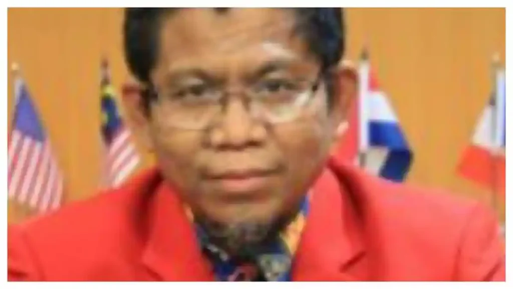 Usmar, S.Si., M.Si., Apt.